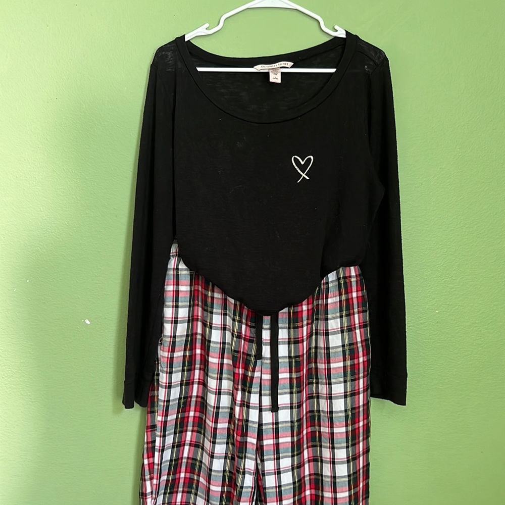 Victoria’s Secret Pajama Set